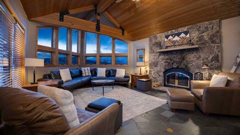 Ski Trail Lodge