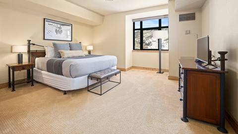 Interior photo of penthouse 705 at The Steamboat Grand.