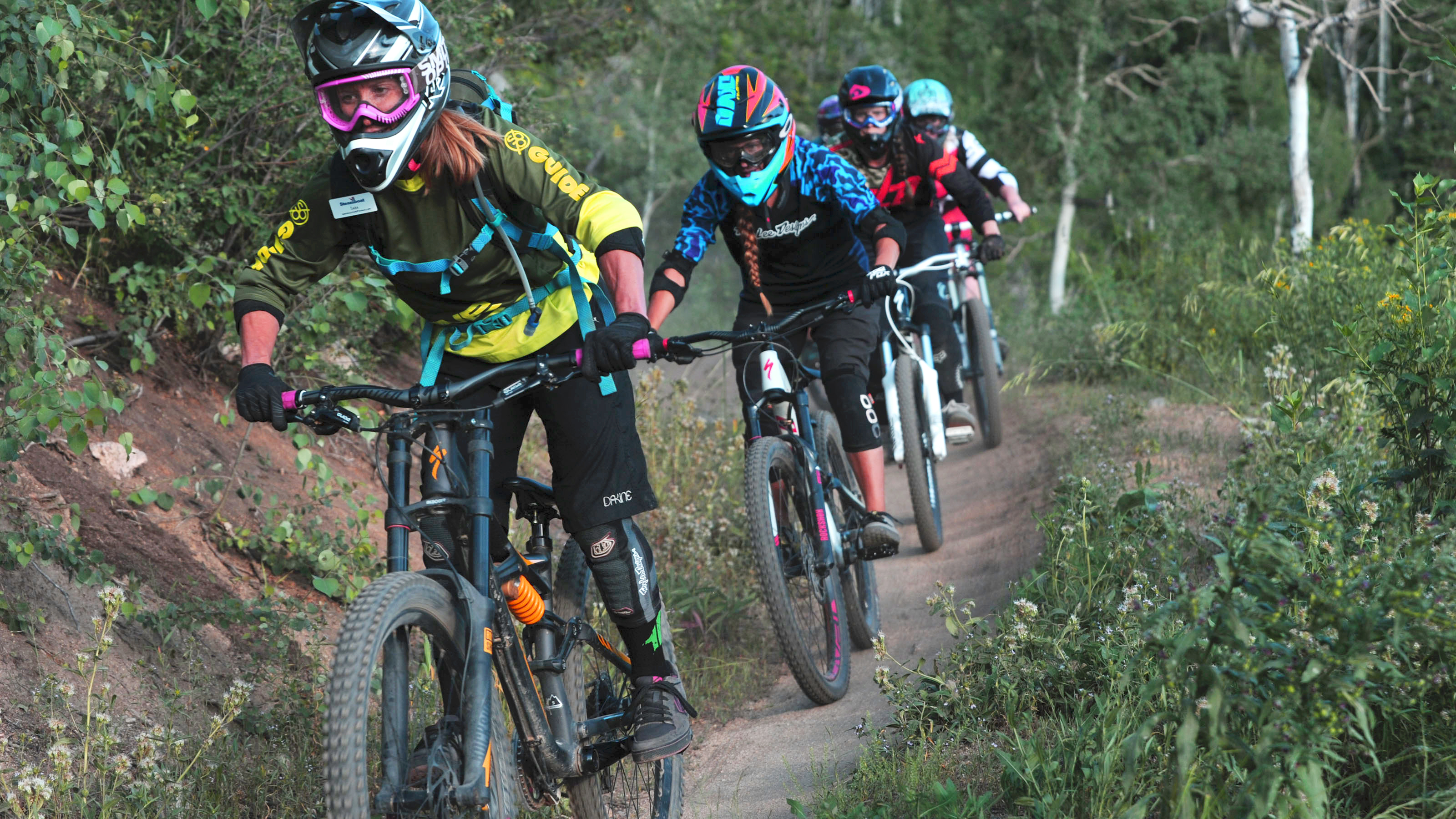 good beginner downhill mountain bike